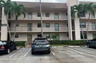 10466 Sunrise Lakes Blvd, Sunrise, FL 33322 - Photo 1