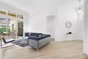 1102 Camellia Cir, Weston, FL 33326 - Photo 8