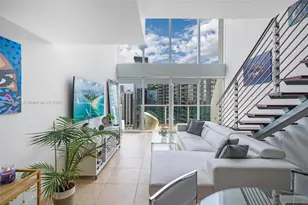 41 SE 5th St, Miami, FL 33131 - Photo 2