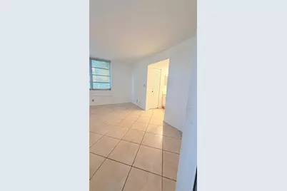 1811 Sabal Palm Dr #208, Davie, FL 33324 - Photo 12