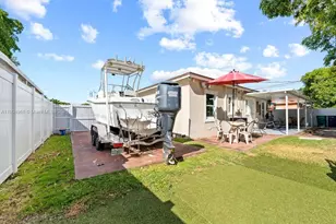 14761 Pierce St, Miami, FL 33176 - Photo 18
