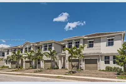 117 SW 170th Ave #117, Pembroke Pines, FL 33027 - Photo 2