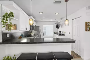 17753 SW 24th Ct, Miramar, FL 33029 - Photo 6