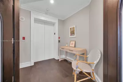 10 Edgewater Dr #4F, Coral Gables, FL 33133 - Photo 2