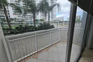 18041 Biscayne Blvd, Aventura, FL 33160 - Photo 26