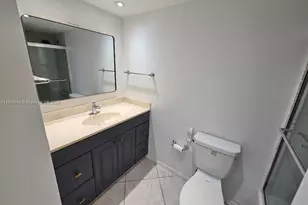 18041 Biscayne Blvd, Aventura, FL 33160 - Photo 14