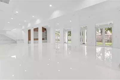 425 SW 129th Ave, Miami, FL 33184 - Photo 6