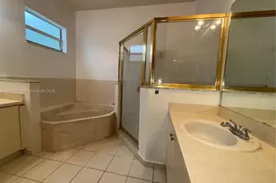 540 SE 23rd Ln, Homestead, FL 33033 - Photo 16