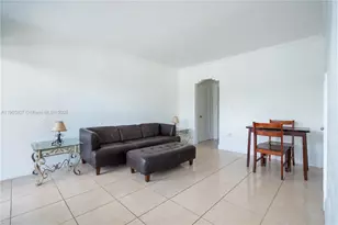 7435 Harding Ave, Miami Beach, FL 33141 - Photo 2