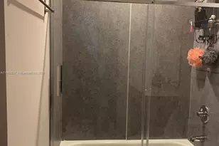 916 NW 8th St, Florida City, FL 33034 - Photo 6