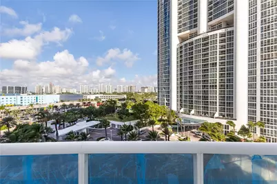 18101 Collins Ave #906, Sunny Isles Beach, FL 33160 - Photo 4