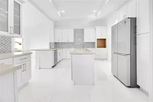 425 SW 129th Ave, Miami, FL 33184 - Photo 10