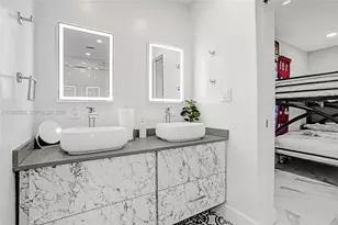 1285 NW 86th St, Miami, FL 33147 - Photo 20