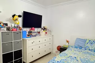 1290 W 41st St, Hialeah, FL 33012 - Photo 12