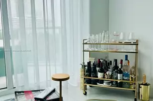 1900 N Bayshore Dr, Miami, FL 33132 - Photo 6