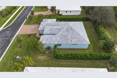 2547 Saint Lucia Cir, Vero Beach, FL 32967 - Photo 44