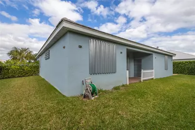 2547 Saint Lucia Cir, Vero Beach, FL 32967 - Photo 36