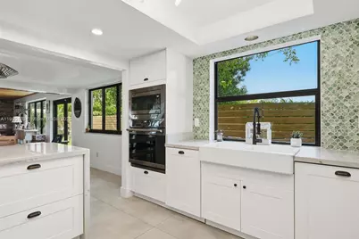 9200 NE 12th Ave, Miami Shores, FL 33138 - Photo 20