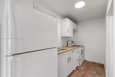 2385 SW 17th St, Miami, FL 33145 - Photo 18