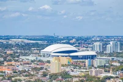 60 SW 13th St #4205, Miami, FL 33130 - Photo 2