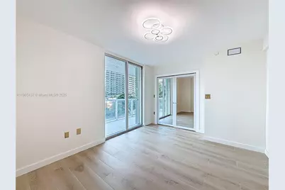 5900 Collins Ave #508, Miami Beach, FL 33140 - Photo 24