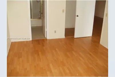 214 Lake Pointe Dr #109, Oakland Park, FL 33309 - Photo 6