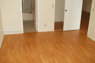 214 Lake Pointe Dr, Oakland Park, FL 33309 - Photo 6