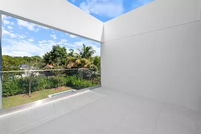 2127 SW 11th Ter, Miami, FL 33135 - Photo 28