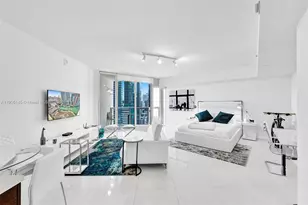 475 Brickell Ave, Miami, FL 33131 - Photo 14