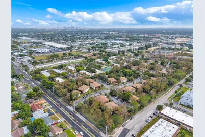 2062 NW 43rd Ter #2, Lauderhill, FL 33313 - Photo 24