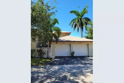 1821 NE 40th Ct #302, Pompano Beach, FL 33064 - Photo 1