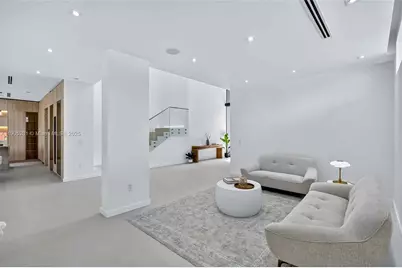 1021 W 46th St, Miami Beach, FL 33140 - Photo 6