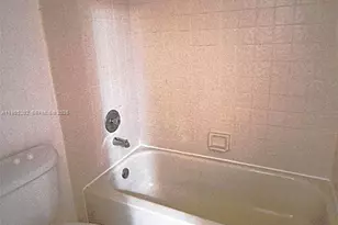 11532 NW 10th St, Pembroke Pines, FL 33026 - Photo 8