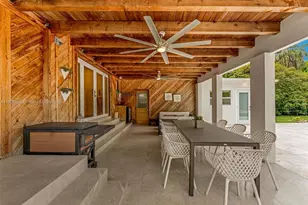 971 NE 116th St, Biscayne Park, FL 33161 - Photo 34