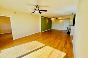 2421 NE 65th St, Fort Lauderdale, FL 33308 - Photo 4