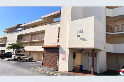 8850 Fontainebleau Blvd #202, Miami, FL 33172 - Photo 14