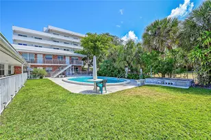 3217 NE 11th St, Pompano Beach, FL 33062 - Photo 1