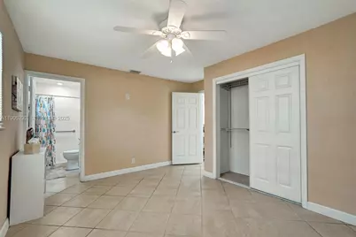 6740 Douglas St, Hollywood, FL 33024 - Photo 22