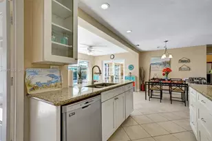 6740 Douglas St, Hollywood, FL 33024 - Photo 10
