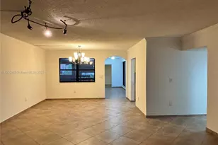 461 Ives Dairy Rd, Miami, FL 33179 - Photo 6