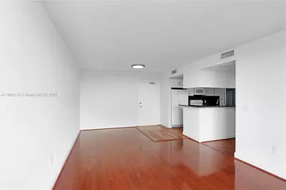 816 NW 11th St #610, Miami, FL 33136 - Photo 12