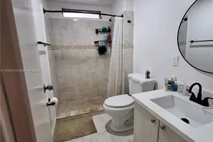 21760 NW 3rd St, Pembroke Pines, FL 33029 - Photo 20