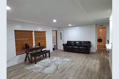 21760 NW 3rd St, Pembroke Pines, FL 33029 - Photo 6