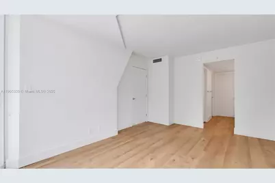 555 NE 34th St #2407, Miami, FL 33137 - Photo 16