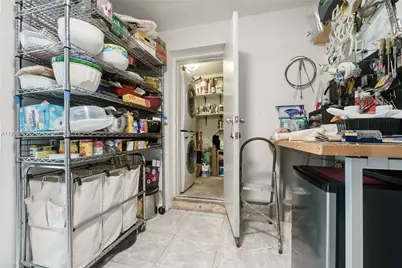 9500 SW 79th St, Miami, FL 33173 - Photo 18