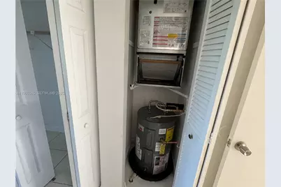 8585 NW 6th Ln #9-208, Miami, FL 33126 - Photo 18