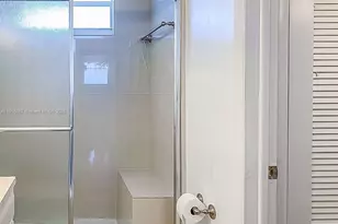 2930 Point E Dr, Aventura, FL 33160 - Photo 20