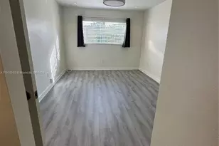 7505 SW 82nd St, Miami, FL 33143 - Photo 14