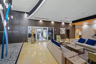 60 SW 13th St, Miami, FL 33130 - Photo 2