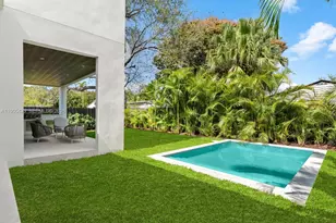 1259 SW 20th St, Miami, FL 33145 - Photo 4